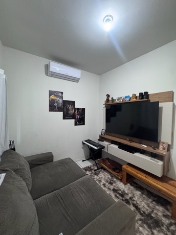 Casa com 320m² 2 quartos e 1 banheiro, à venda, no bairro Residencial Arara-azul em Nova Mutum