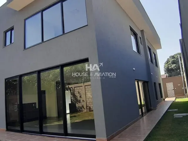 Casa com 390m² 4 quartos e 6 banheiros, à venda, no bairro Vila Jardim Vitória em Goiânia