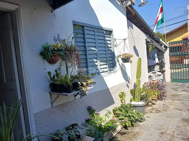 Casa com 200m² 3 quartos e 1 banheiro, à venda, no bairro Vila 7 de Setembro em Jaguariúna