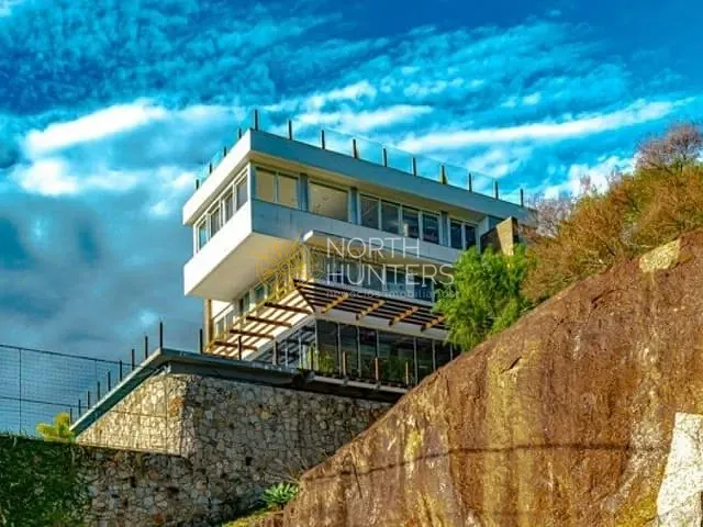 Casa com 650m² 7 quartos e 9 banheiros, à venda, no bairro Santo Antônio de Lisboa em Florianópolis