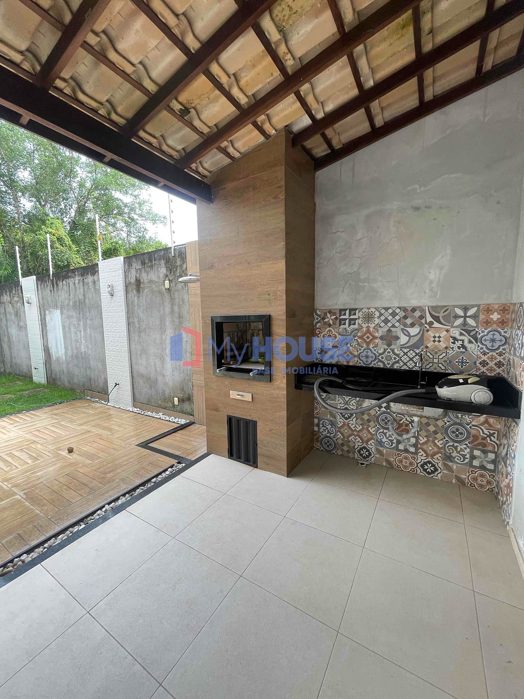 Casa à venda com 3 quartos, 100m² - Foto 37