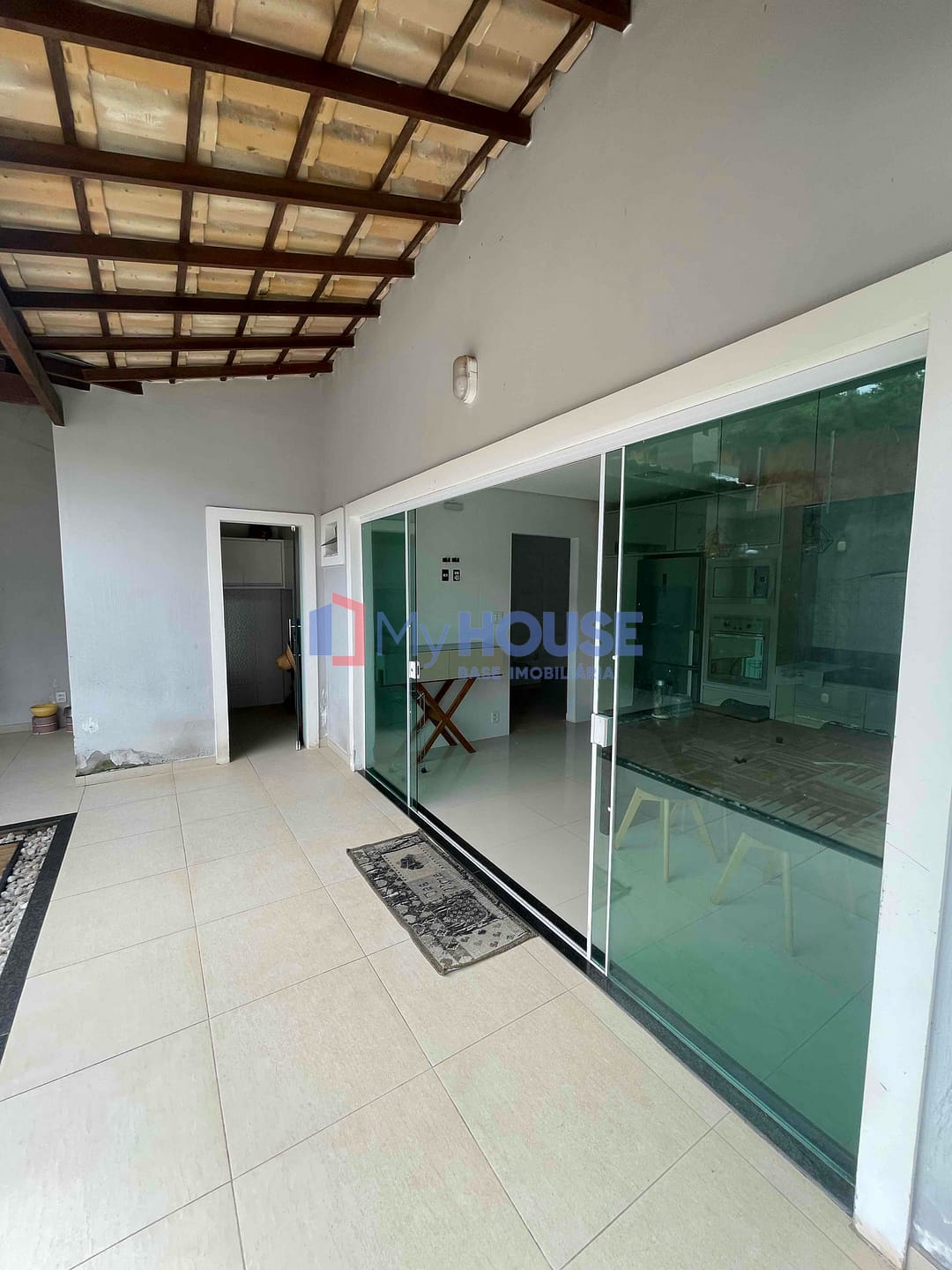 Casa à venda com 3 quartos, 100m² - Foto 40