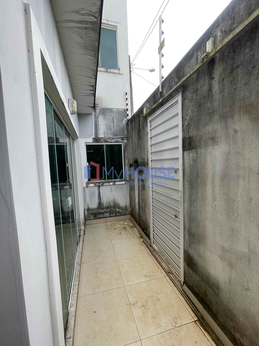 Casa à venda com 3 quartos, 100m² - Foto 45