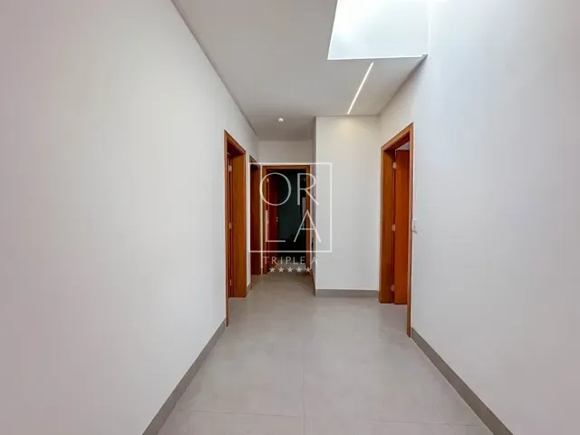 Casa com 651m² 4 quartos e 6 banheiros, à venda, no bairro Jardins Itália em Goiânia