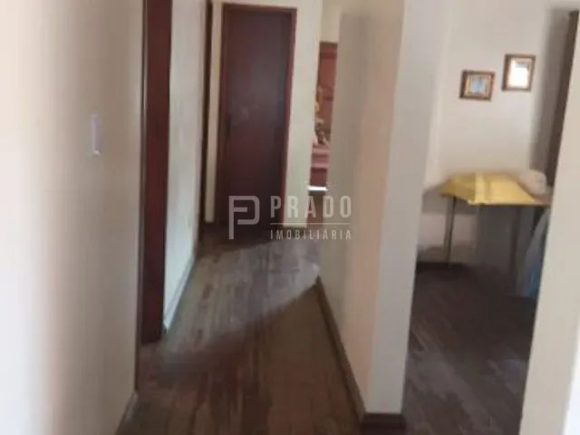 Casa com 300m² 3 quartos e 4 banheiros, à venda, no bairro Centro em Pelotas