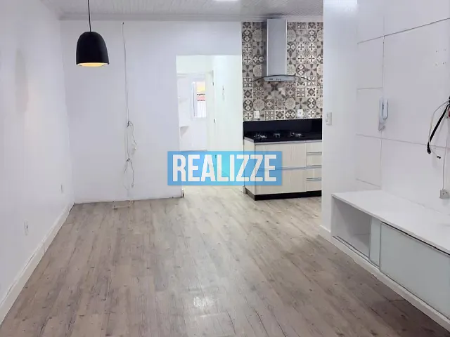 Casa 2 quartos e 1 banheiro, para alugar, no bairro Centro em Marau