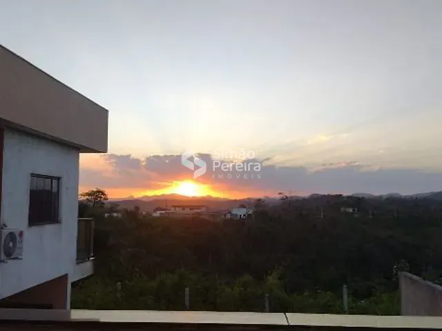 Casa 3 quartos e 2 banheiros, à venda, no bairro Villa Real em Matias Barbosa