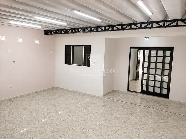 Casa 2 quartos e 1 banheiro, à venda, no bairro Jardim das Bandeiras em Mogi das Cruzes