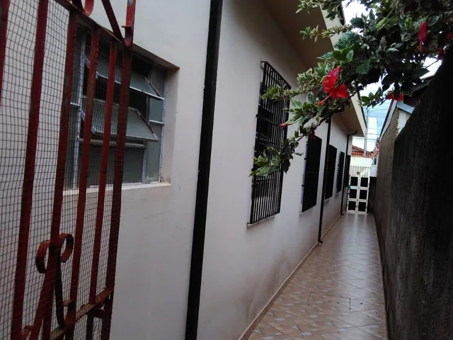 Casa com 500m² 3 quartos e 2 banheiros, à venda, no bairro Vila São José em Taubaté