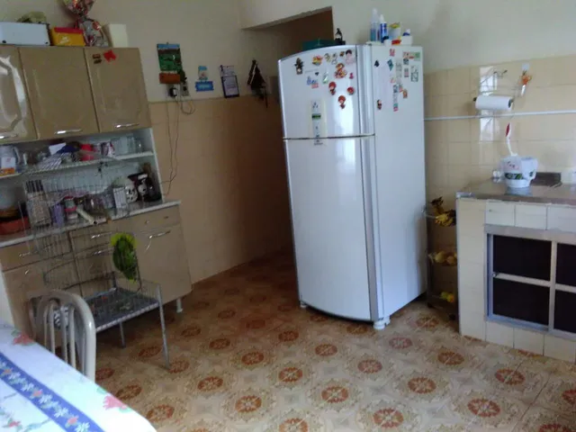 Casa com 500m² 3 quartos e 2 banheiros, à venda, no bairro Vila São José em Taubaté