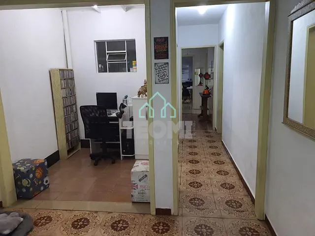 Casa com 291m² 3 quartos e 3 banheiros, à venda, no bairro Alto de São Pedro em Taubaté