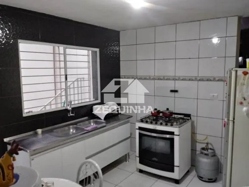 Casa, 2 quartos, 240 m² - Foto 8