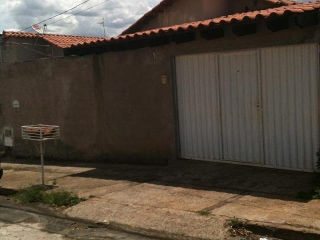 Foto do Casa - Casa à venda 2 Quartos, 200M², Jardim Elza Amuí Iv, Uberaba - MG | ZUCATO IMOBILIARIA LTDA