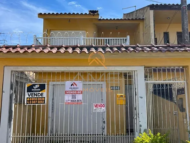 Casa 3 quartos e 2 banheiros, à venda, no bairro Três Vendas em Pelotas