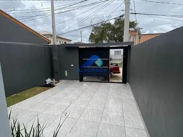 Casa com 140m² 2 quartos e 1 banheiro, à venda, no bairro Pontal de Santa Marina em Caraguatatuba