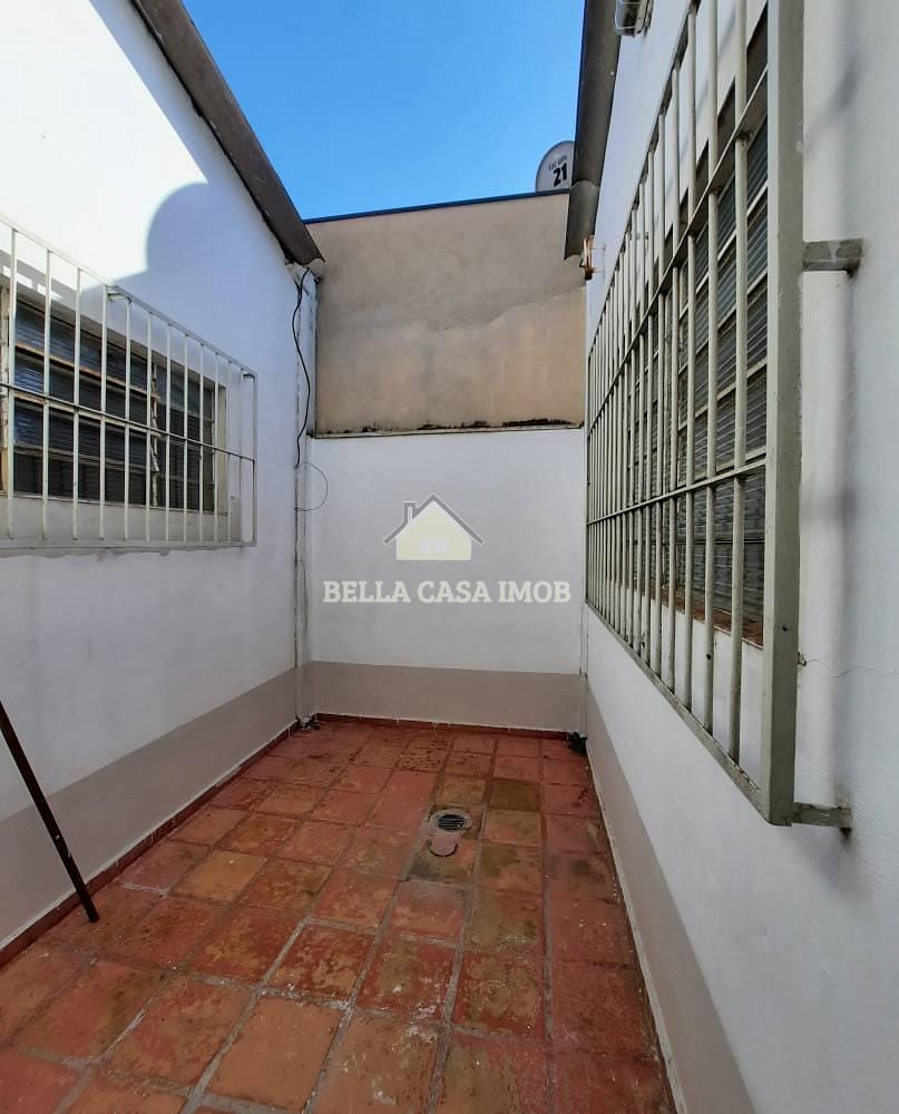 Casa à venda com 3 quartos, 188m² - Foto 11