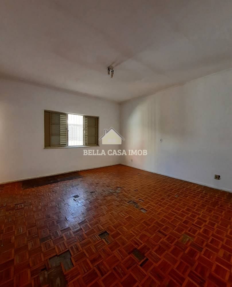 Casa à venda com 3 quartos, 188m² - Foto 7