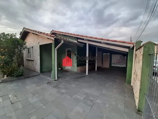 Casa com 288m², à venda, no bairro Pedregulho em Guaratinguetá