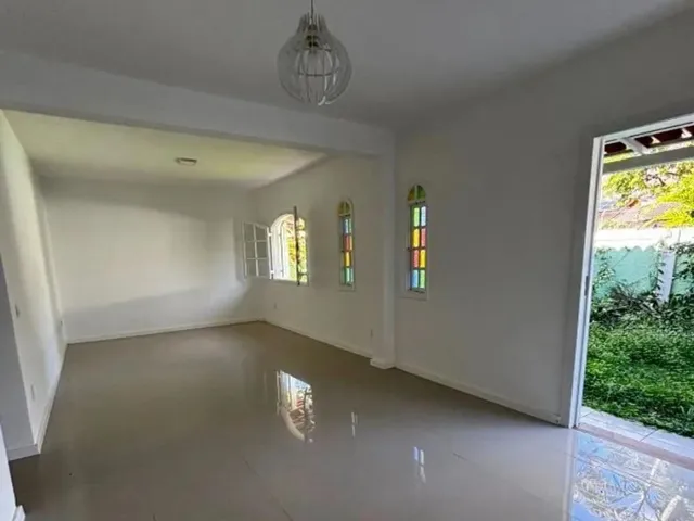 Casa com 155m² 4 quartos e 4 banheiros, à venda, no bairro Piratininga em Niterói