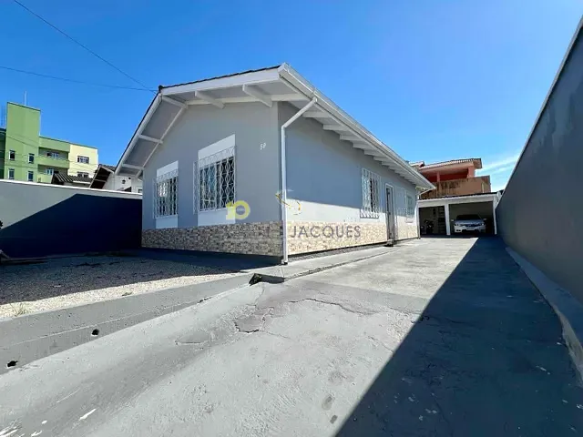 Casa com 300m² 3 quartos e 3 banheiros, à venda, no bairro Picadas do Sul em São José