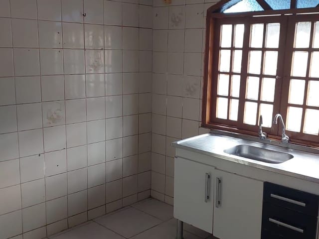 Casa com 90m² 3 quartos e 1 banheiro, para alugar, no bairro Vila Constança em São Paulo