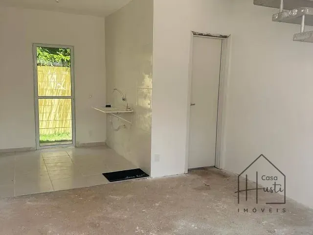 Casa 2 quartos e 1 banheiro, à venda, no bairro Chácara Ondas Verdes em Cotia