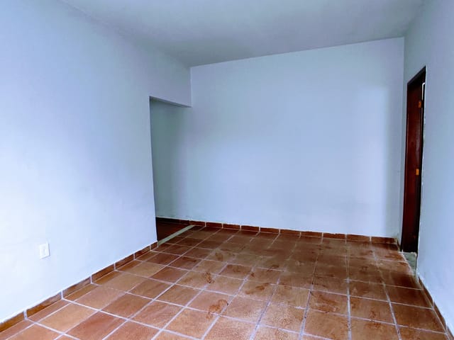 Foto do Casa - Casa para locação 1 quarto R$:600,00, Coelho, São Gonçalo, RJ | IEMÓVEL Assessoria Imobiliária