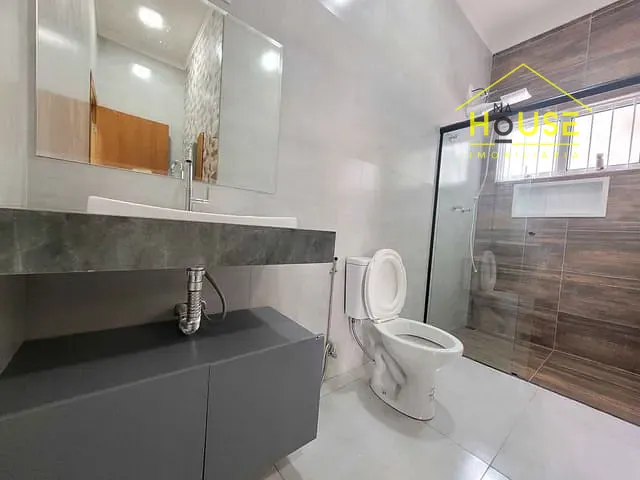 Casa com 200m² 3 quartos e 1 banheiro, à venda, no bairro Parque Residencial do Lago em Votuporanga