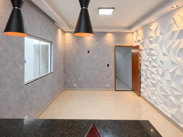 Casa com 125m² 2 quartos e 1 banheiro, à venda, no bairro Jardim Ângela Rosa em Franca