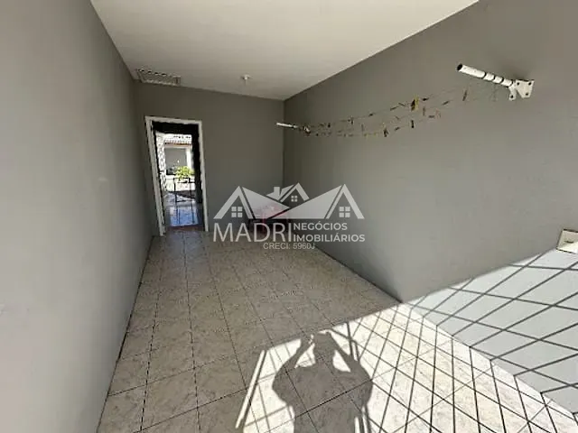 Casa com 360m² 2 quartos e 1 banheiro, à venda, no bairro Barra do Aririu em Palhoça