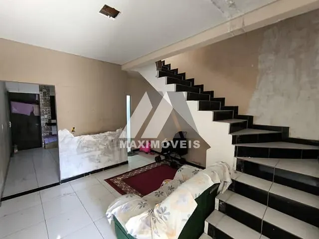 Casa com 52m² 2 quartos e 1 banheiro, à venda, no bairro Bela Vista em Araçuaí