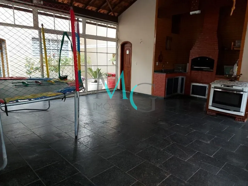 Casa, 3 quartos, 250 m² - Foto 25