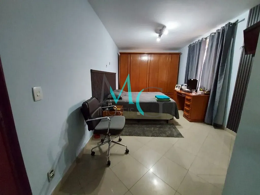 Casa, 3 quartos, 250 m² - Foto 10
