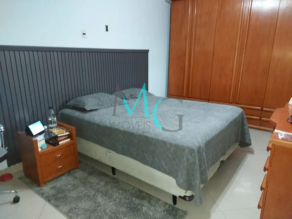 Casa, 3 quartos, 250 m² - Foto 20