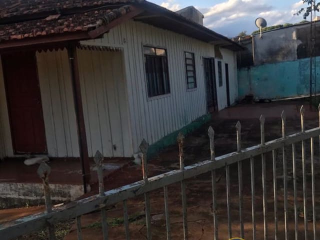 Foto do Casa - Casa à venda 3 Quartos, 2 Vagas, 600M², Ipanema, Londrina - PR | Imobiliária Natal LTDA