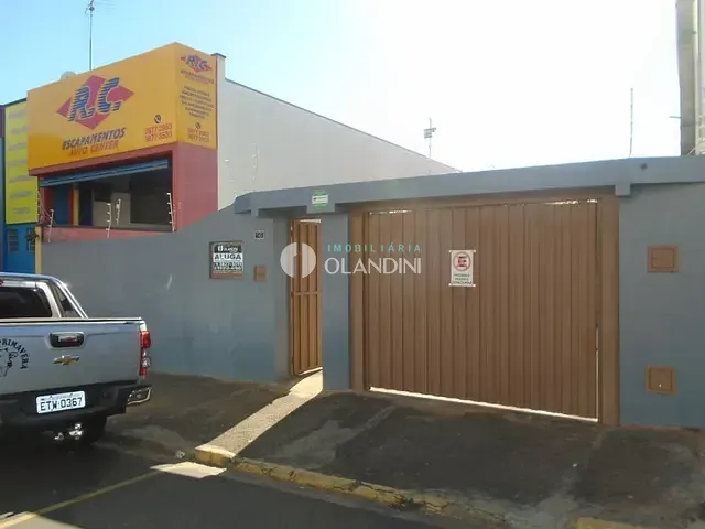 Casa com 450m² 2 quartos e 2 banheiros, para alugar, no bairro Jardim Arrivabene II em Artur Nogueira