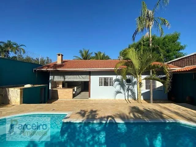 Casa com 1179m² 3 quartos e 2 banheiros, à venda, no bairro Nova Jaguariuna em Jaguariúna