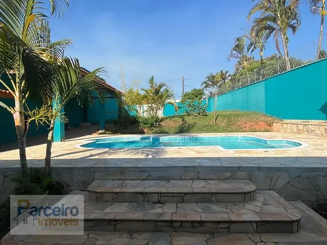 Casa com 1179m² 3 quartos e 2 banheiros, à venda, no bairro Nova Jaguariuna em Jaguariúna
