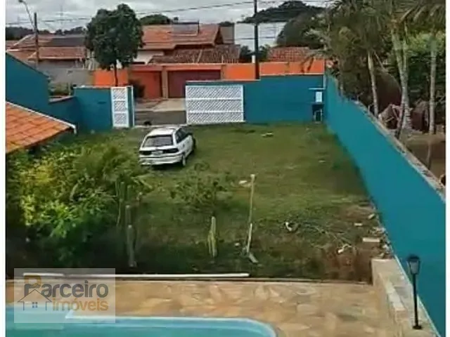 Casa com 1179m² 3 quartos e 2 banheiros, à venda, no bairro Nova Jaguariuna em Jaguariúna