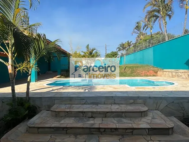 Casa com 1179m² 3 quartos e 2 banheiros, à venda, no bairro Nova Jaguariuna em Jaguariúna