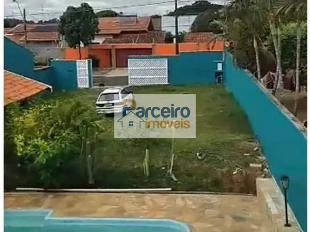 Casa com 1179m² 3 quartos e 2 banheiros, à venda, no bairro Nova Jaguariuna em Jaguariúna