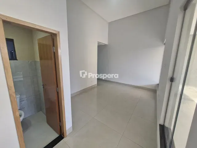 Casa com 180m² 3 quartos e 2 banheiros, à venda, no bairro Residencial Solar Central Park em Aparecida de Goiânia