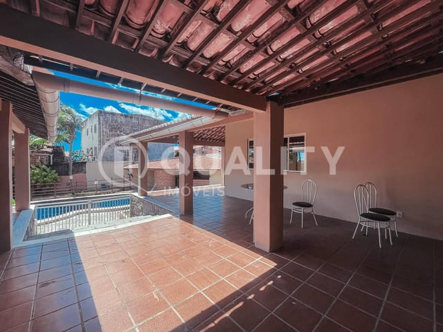 Casa com 1320m² 4 quartos e 5 banheiros, à venda, no bairro Icaraí em Caucaia