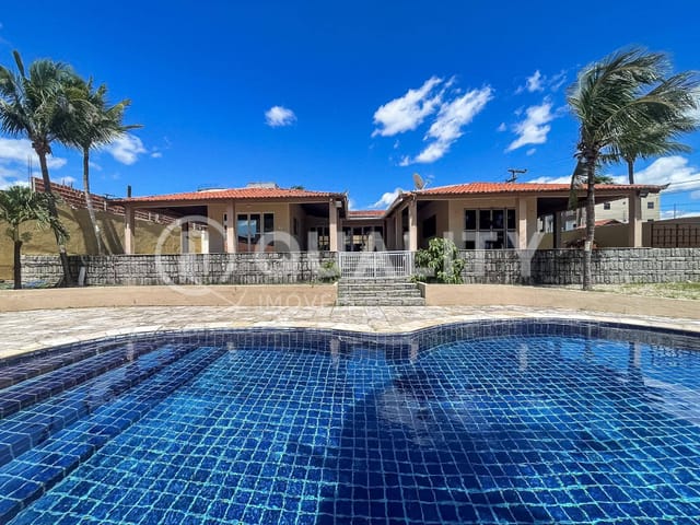 Casa com 1320m² 4 quartos e 5 banheiros, à venda, no bairro Icaraí em Caucaia