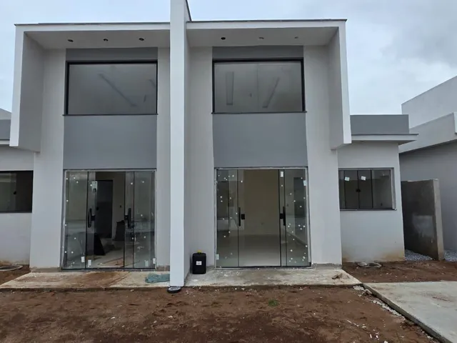 Casa 2 quartos e 2 banheiros, à venda, no bairro Chácara Mariléa em Rio das Ostras