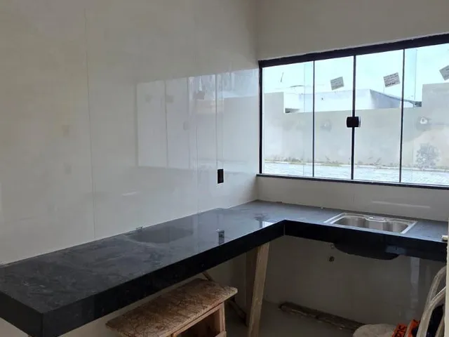 Casa 2 quartos e 2 banheiros, à venda, no bairro Chácara Mariléa em Rio das Ostras