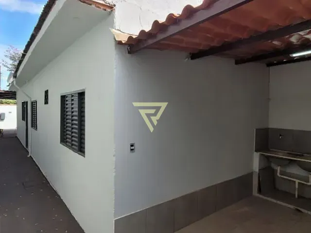 Casa com 200m² 1 quarto e 1 banheiro, à venda, no bairro Parque São Sebastião em Ribeirão Preto