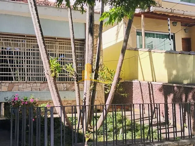 Casa com 120m² 3 quartos e 2 banheiros, à venda, no bairro Vila Carmosina em São Paulo