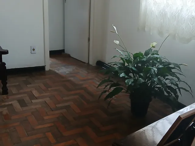 Casa com 256m² 3 quartos e 1 banheiro, à venda, no bairro Chácara Doutor Hipólito em Taubaté