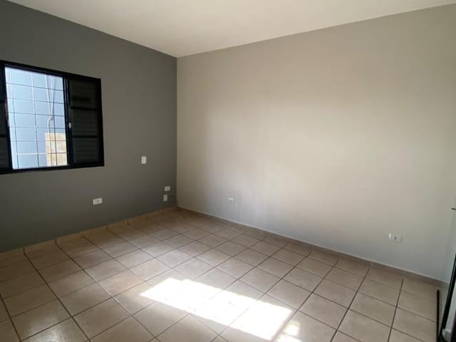 Casa 1 quarto e 1 banheiro, para alugar, no bairro Centro em Extrema